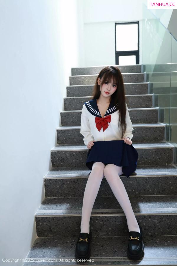   [XiuRen]高清写真图 2025.06.25 No.10458 糯咪 JK制服第4张图片